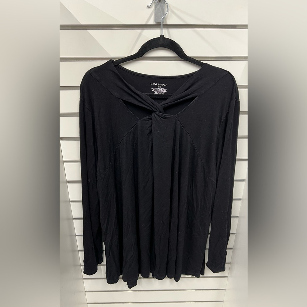 Lane Bryant 26 / 28 Black Cutout Top